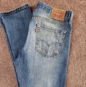 Levi's 522- 33x32